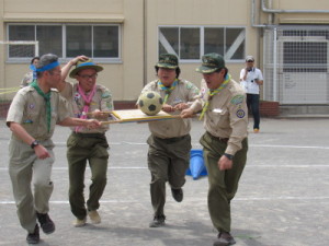 団委員長もビーバー隊長も頑張っています。