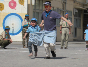 お父さんとデカパンリレー