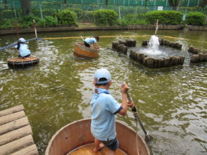 タライから落ちないでね。