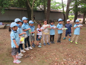 お菓子をゲット、出来たかな？ 