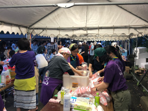 ポップコーンの袋詰め