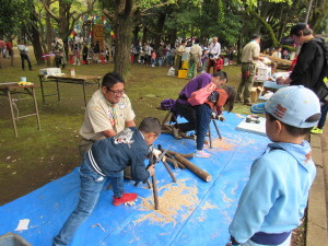 丸太切りの様子