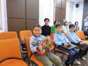 サンタからのプレゼントに喜ぶＢＶＳ