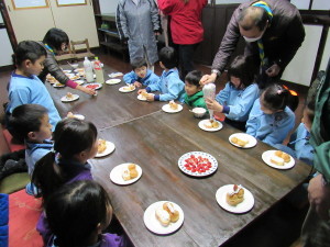 トッピングの様子