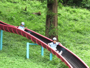 ロングすべり台の様子