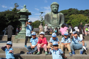 最後は大仏の前で記念写真