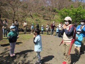 ゲーム「神様、お願い、こっちを向いて」の様子