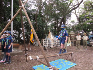 丸太を渡ってボーイ隊へ！