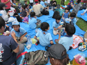 みんなで食べる「おにぎり」って美味しいね！