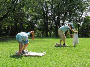 新聞紙を使ったゲーム