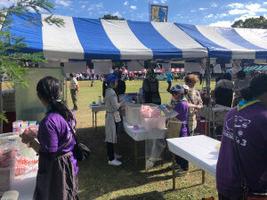 販売開始前の様子