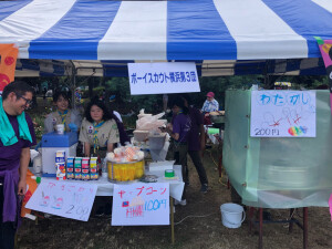 ボーイもお手伝い