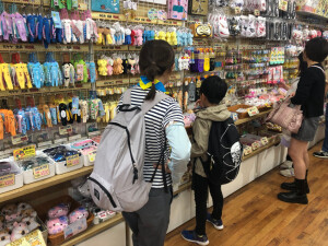 どのキーホルダーがいいかなぁ？