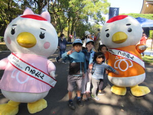 つるたん＆つるみんと記念写真