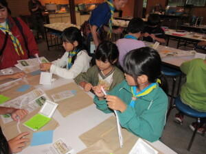 カイコ、制作中！