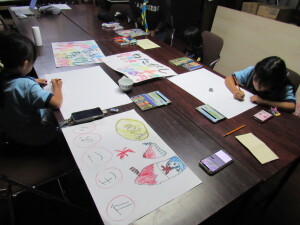 昨年のポスターを参考に