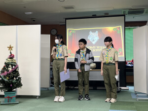 これでボーイ隊のスタンツを終わります