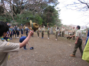 弥栄三唱「弥栄、弥栄、弥栄」