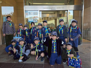 入り口で記念写真