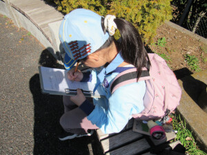 ３択クイズ考え中！