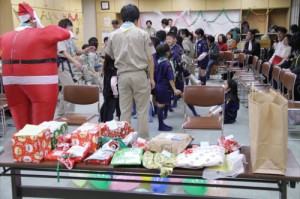 お楽しみのプレゼント交換